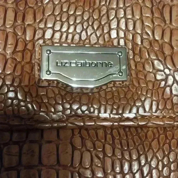 Liz Claiborne Croc Style Envelope Clutch Brown - Picture 5 of 5
